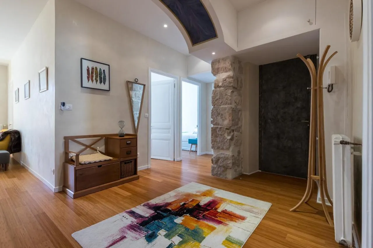 Gioffredo 14 - Spacious Apartment With Balcony نيس