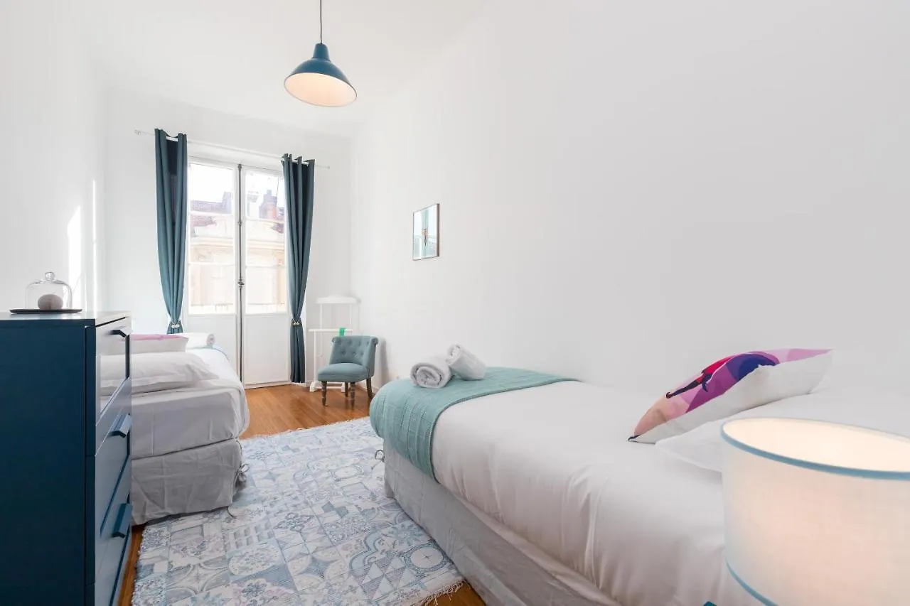 Gioffredo 14 - Spacious Apartment With Balcony نيس